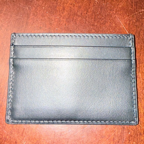 Brand New pre owned Gucci Interlocking G Logo Leather Card Holder perfect gift - Picture 4 of 10